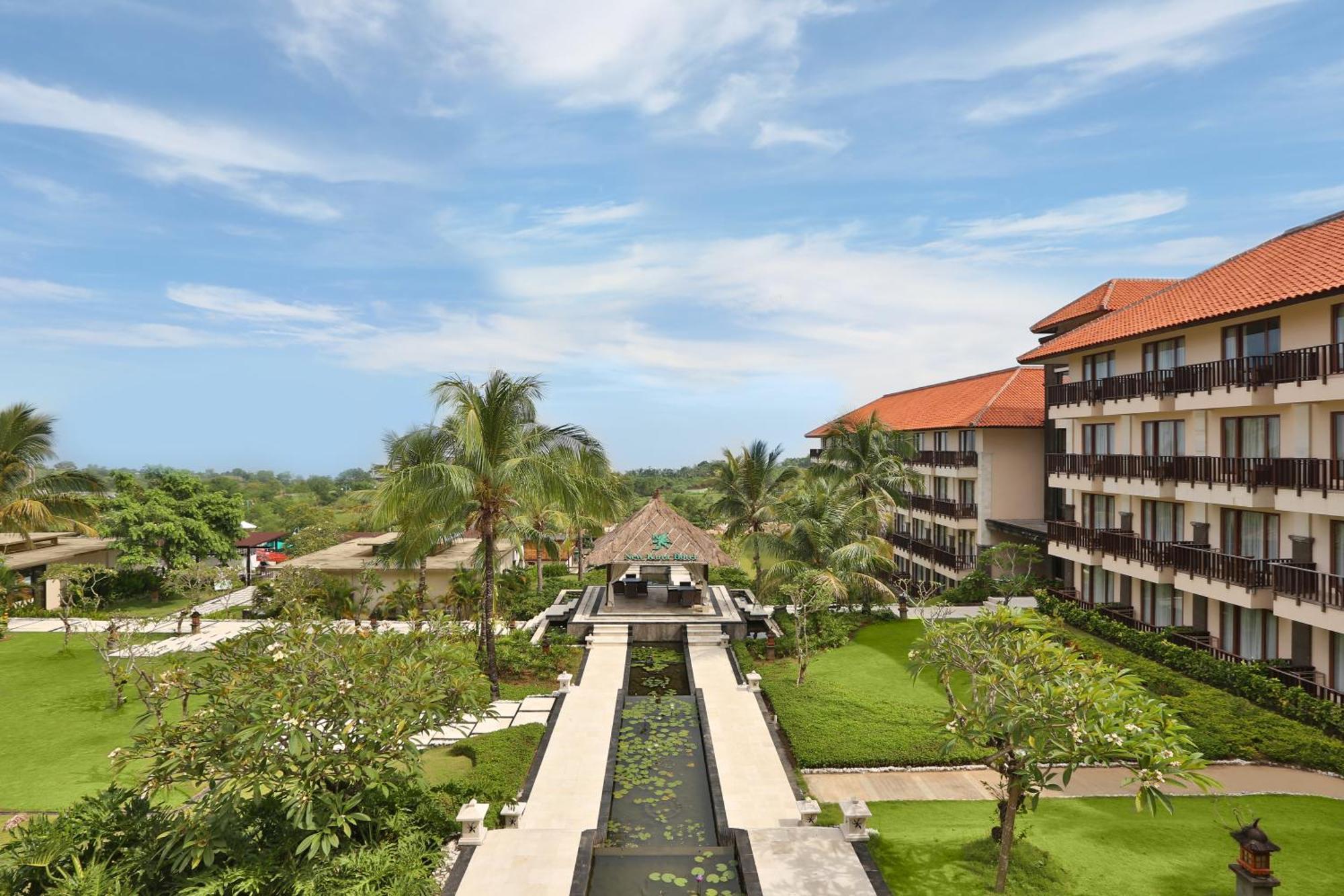 Uluwatu New Kuta Hotel By Lorin מראה חיצוני תמונה