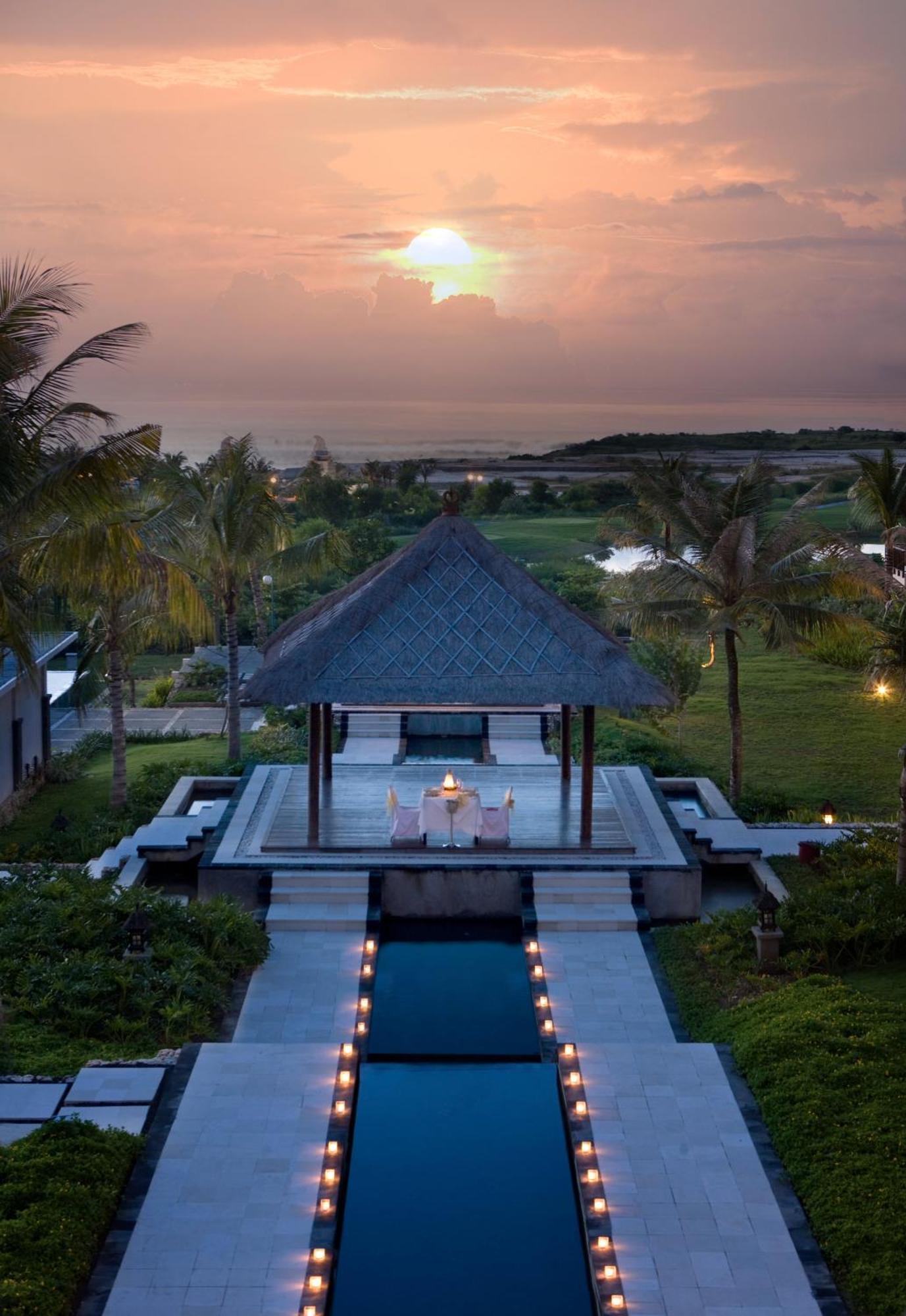 Uluwatu New Kuta Hotel By Lorin מראה חיצוני תמונה